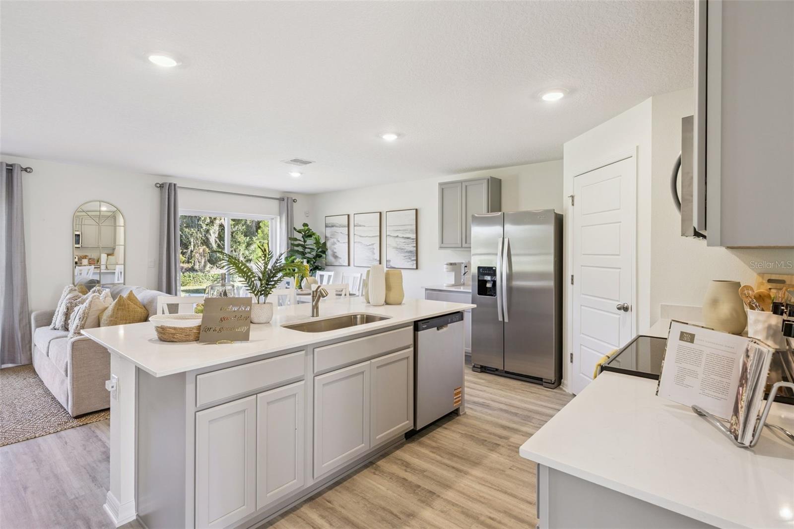 HAMILTON BLUFF - Residential