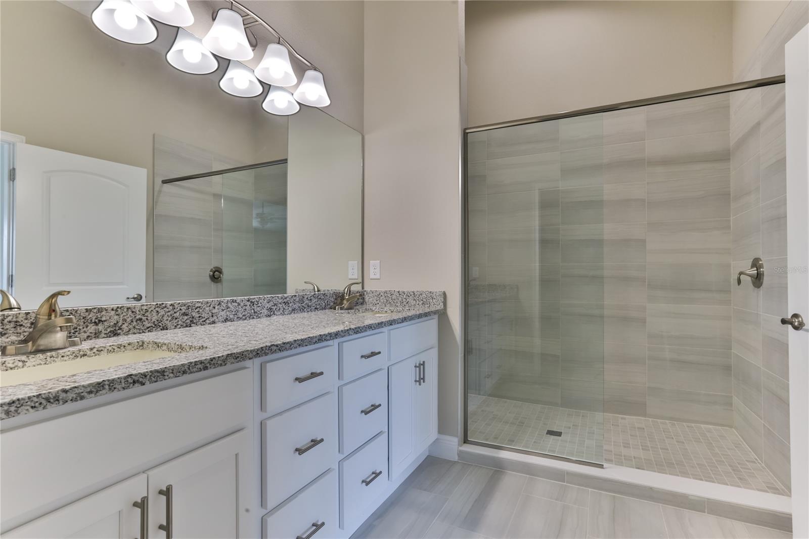 Oceans 25 - Residential