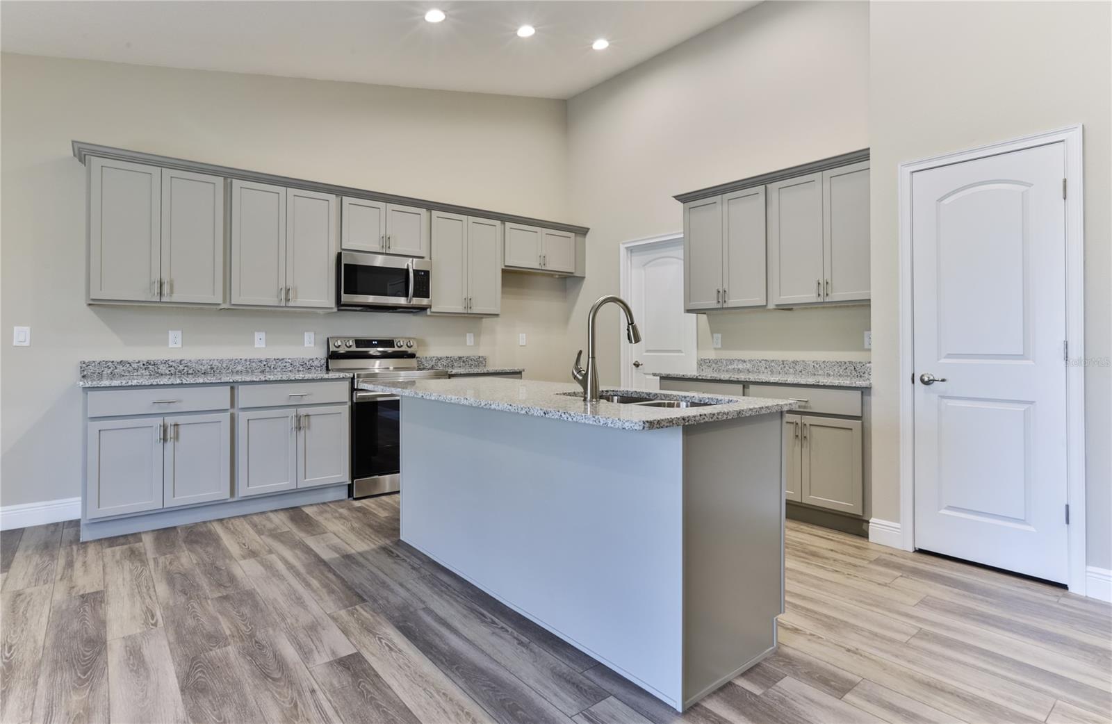 Oceans 25 - Residential