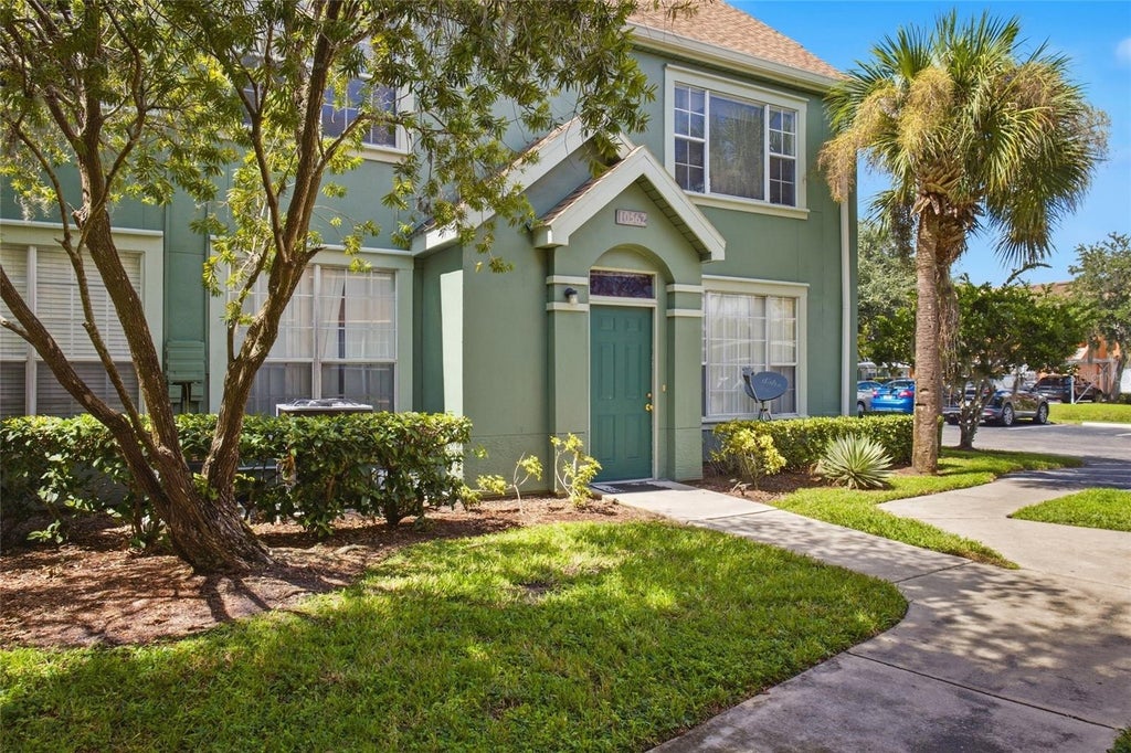 Photo of 10562 Windsor Lake Court #10562, Tampa, FL 33626 (MLS # TB8511715)