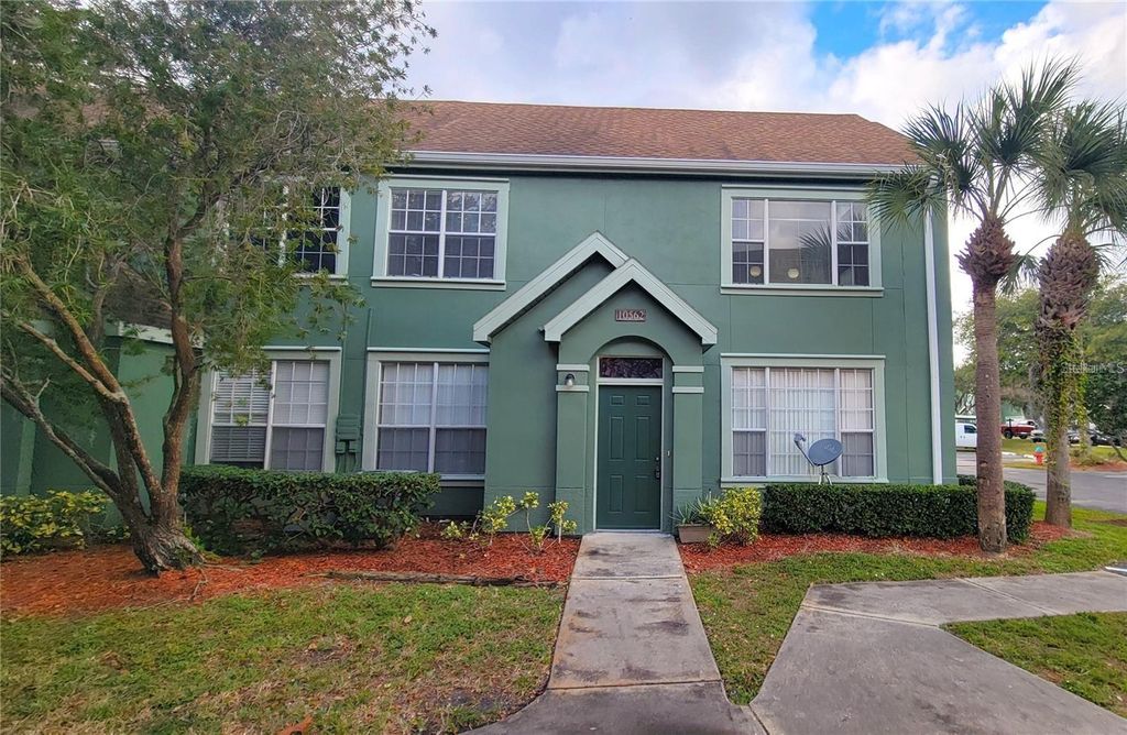 Photo of 10562 Windsor Lake Court #10562, Tampa, FL 33626 (MLS # TB8511715)