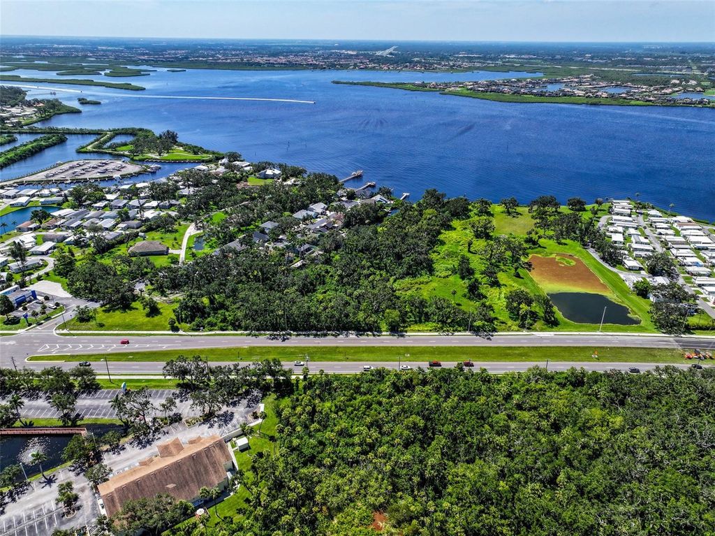 Photo of 6755 Us Highway 301 N, Ellenton, FL 34222 (MLS # A4662551)
