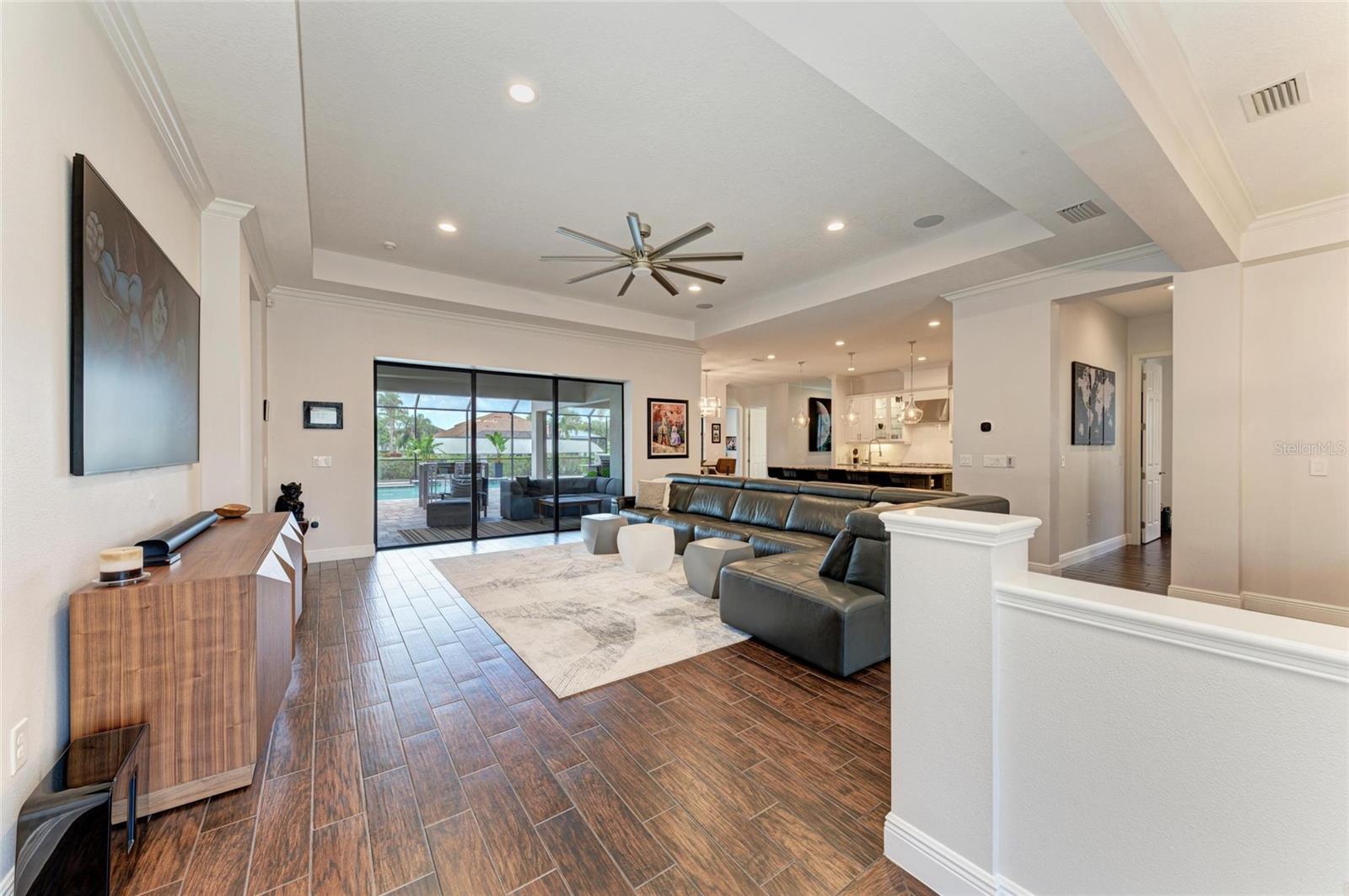 RIVERDALE REV - Residential