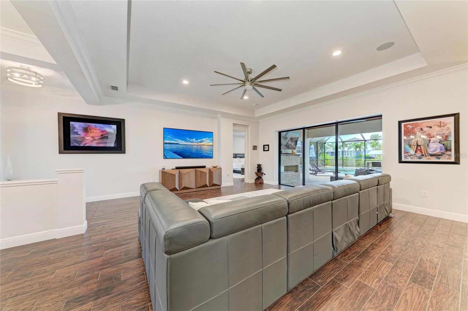 RIVERDALE REV - Residential