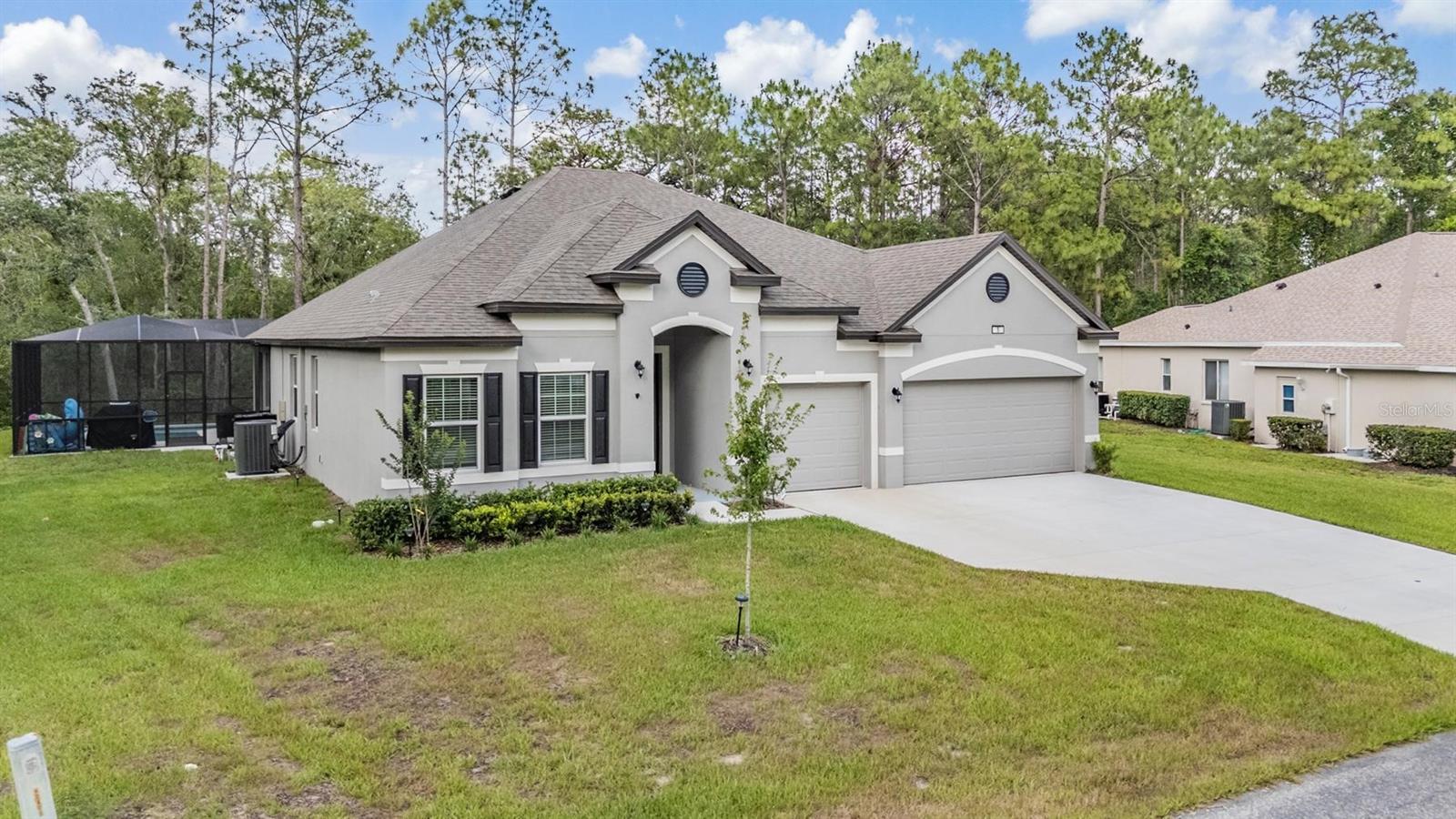5 SWEETGUM COURT N