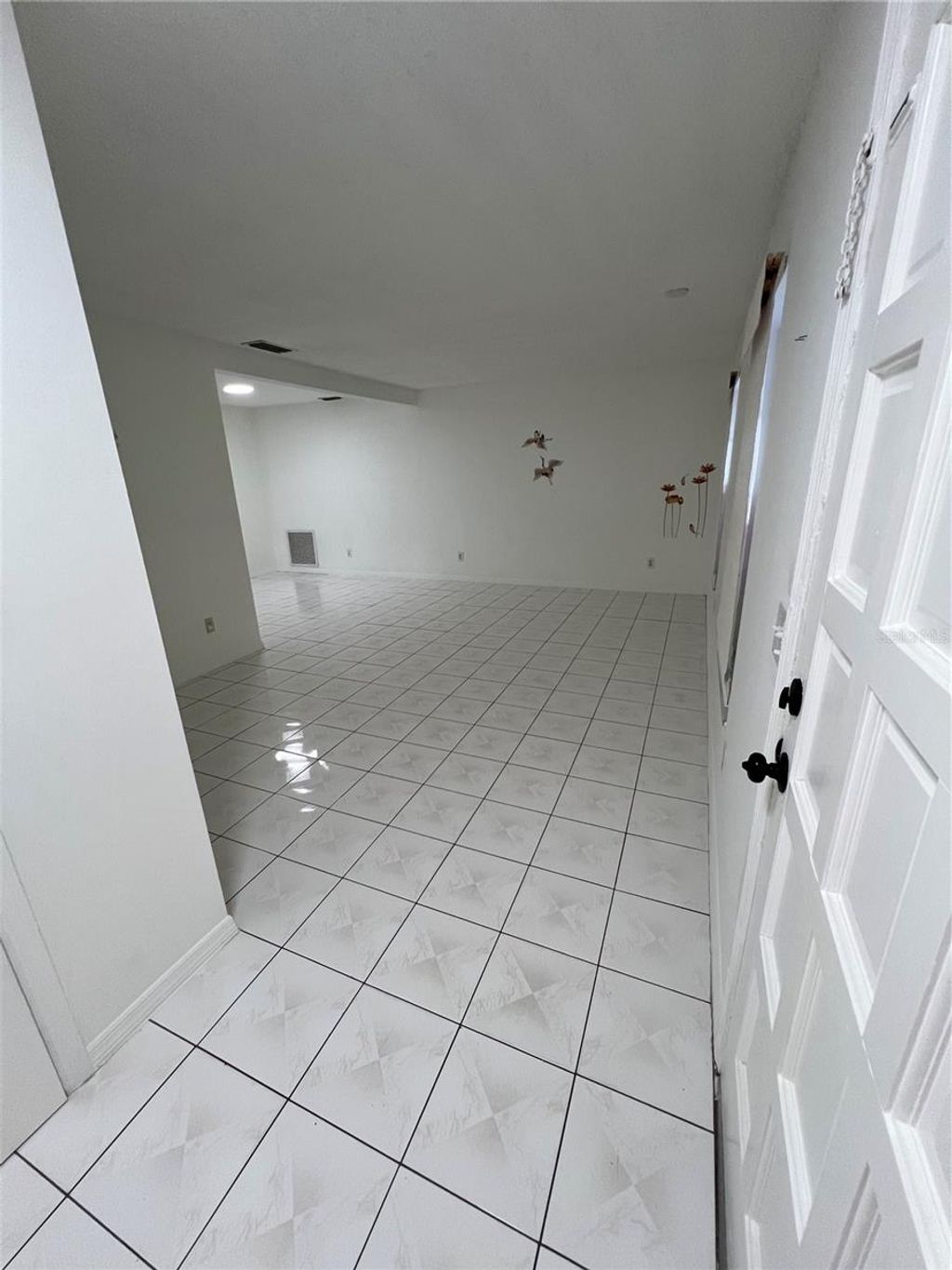 Photo of 7455 Wayland Boulevard, Orlando, FL 32807 (MLS # O6396713)