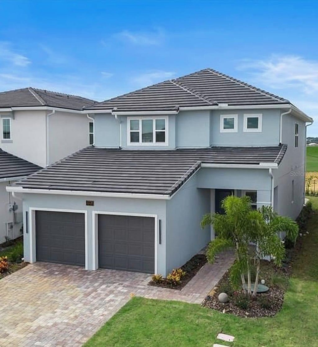 Photo of 15726 Vetta Drive, Montverde, FL 34756 (MLS # O6453018)