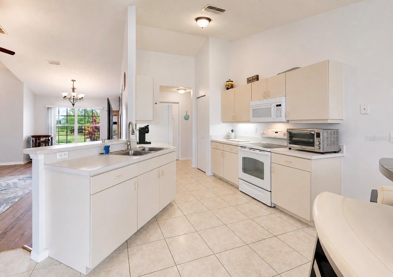 CALOOSA WOODS - Residential