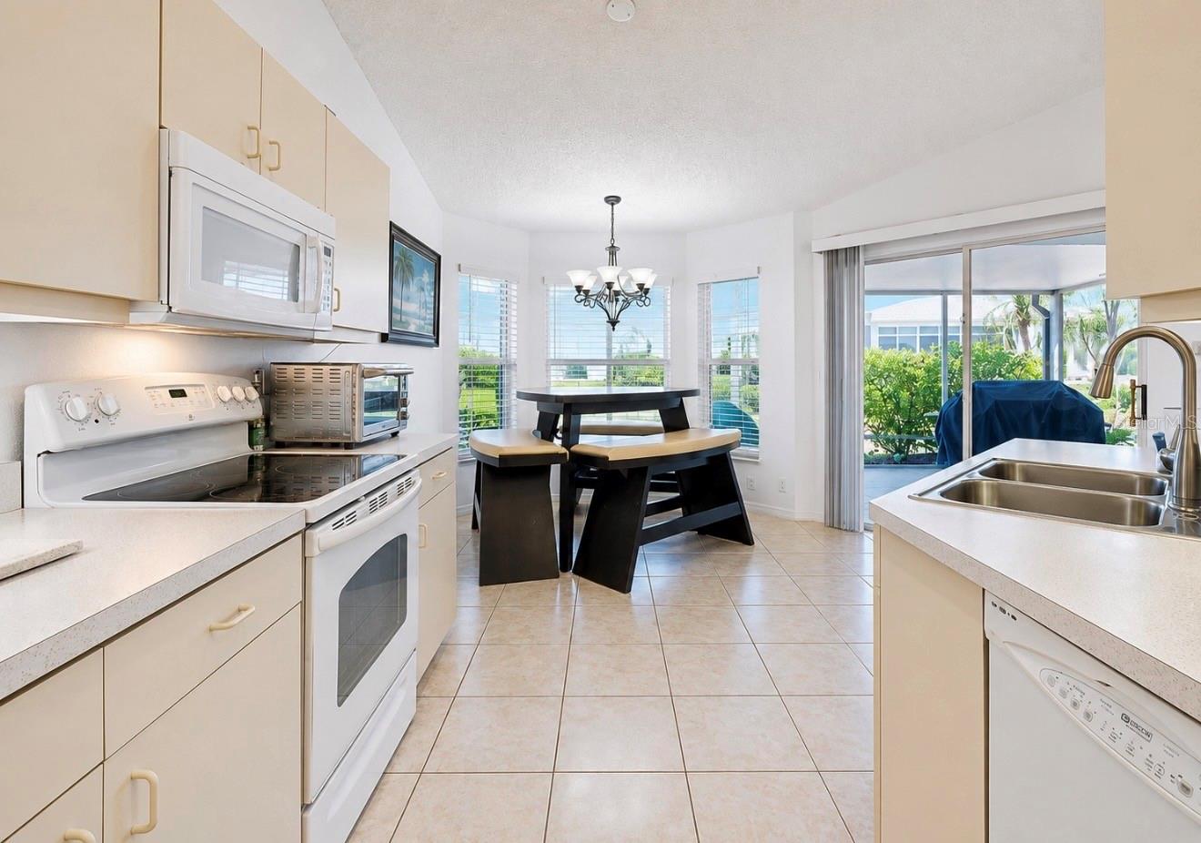 CALOOSA WOODS - Residential