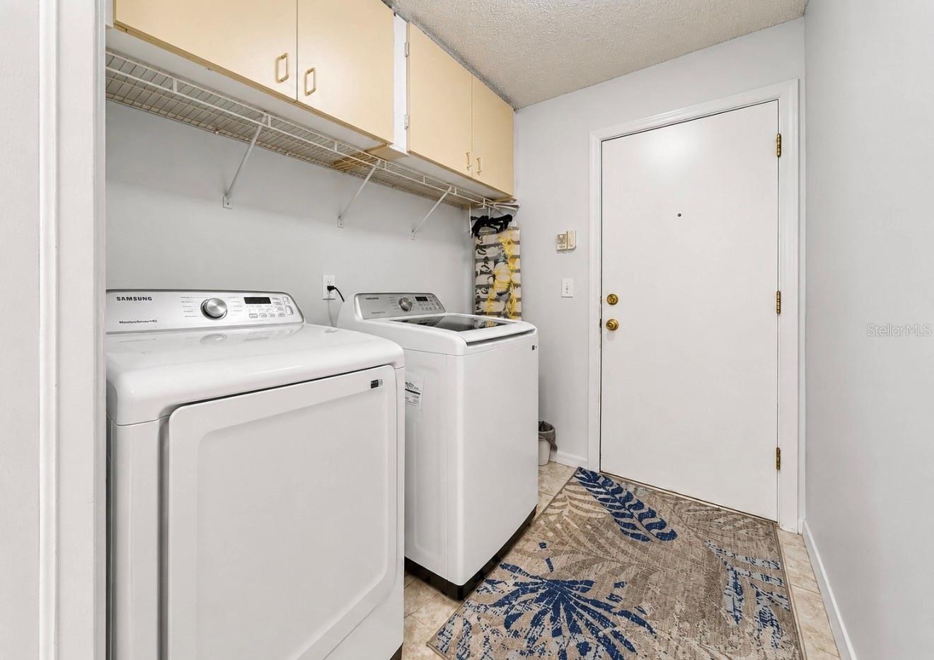 CALOOSA WOODS - Residential