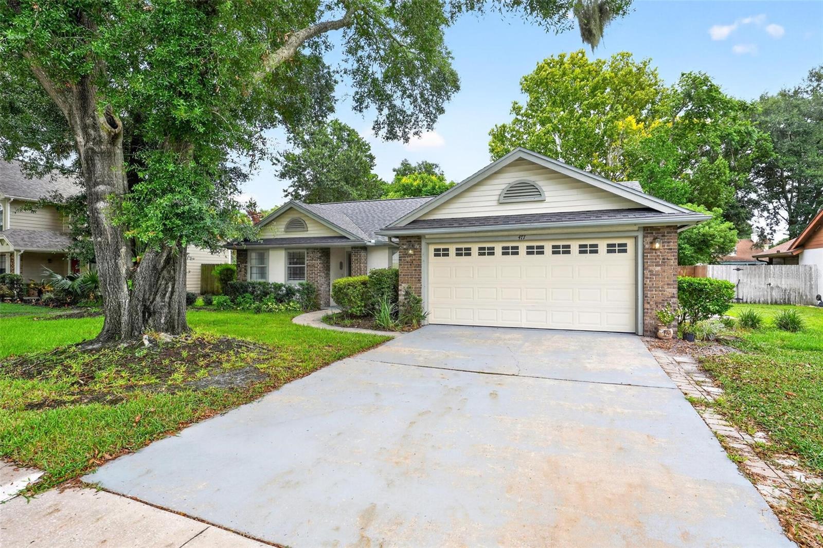 477 AUTUMN OAKS PLACE