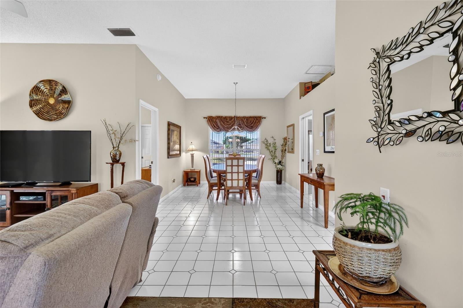 ROYAL HIGHLANDS PH 01 TR B LESS PT LYING W FOL - Residential