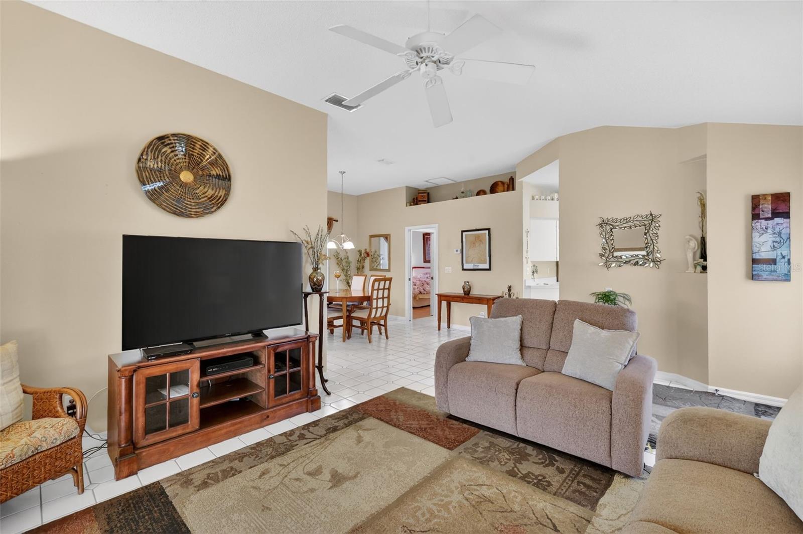 ROYAL HIGHLANDS PH 01 TR B LESS PT LYING W FOL - Residential