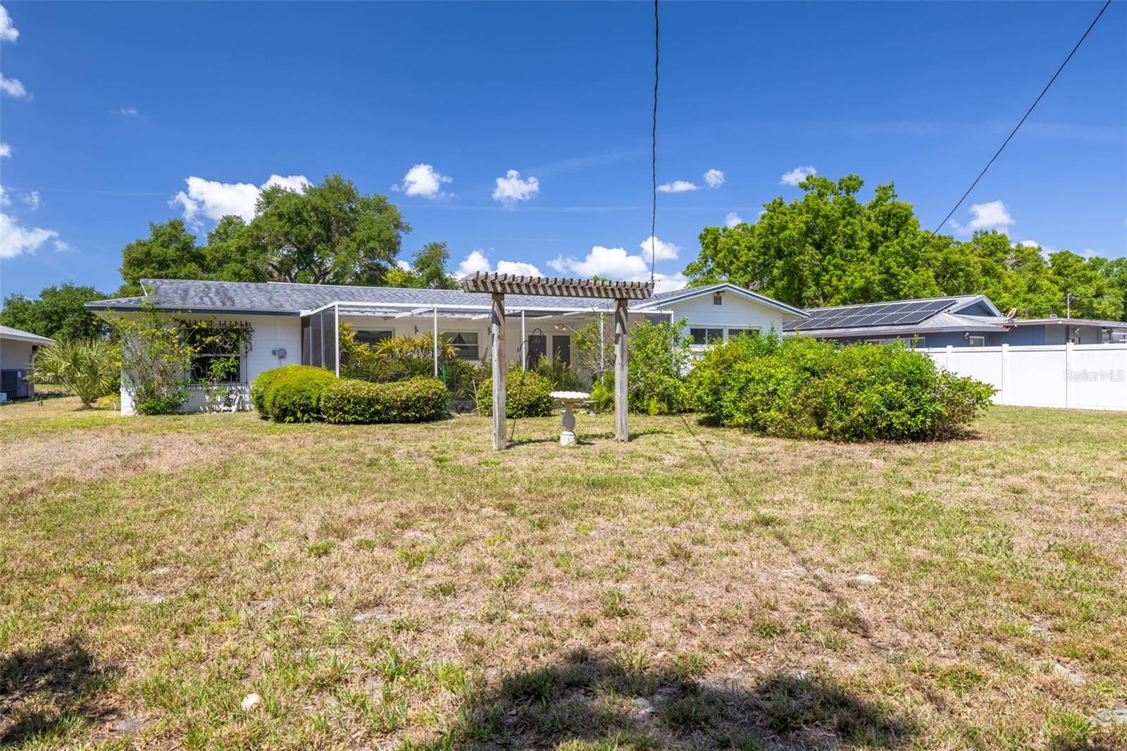 LAKEWOOD ESTATES SEC B - Residential