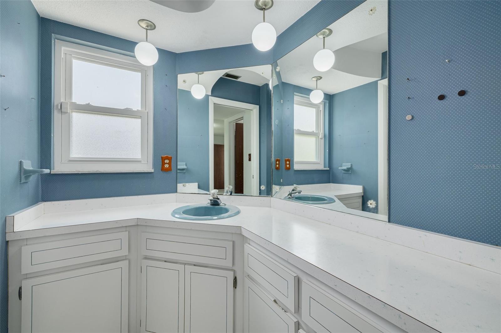 LAKEWOOD ESTATES SEC B - Residential