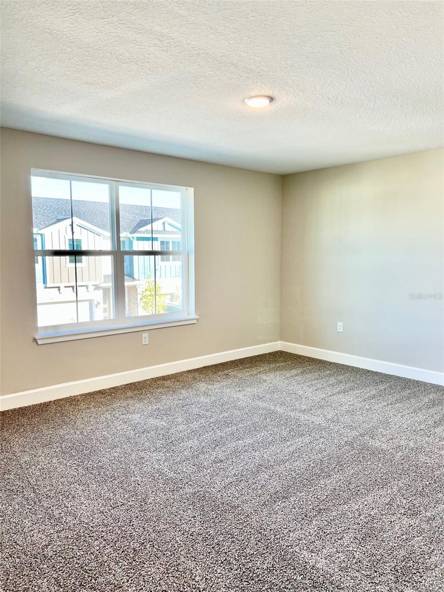 TOWNHOMES AT RIVERS EDGE - Residential Lease