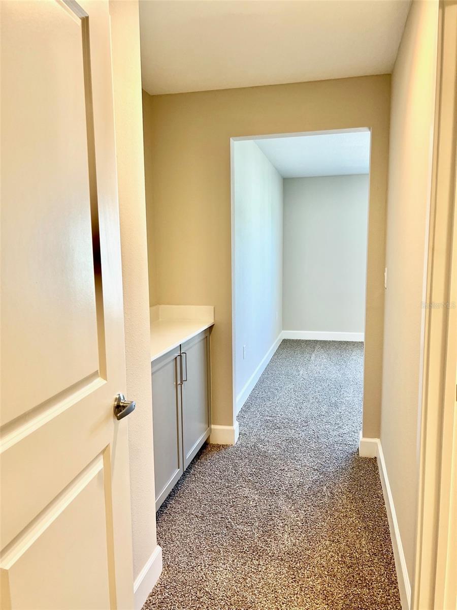 TOWNHOMES AT RIVERS EDGE - Residential Lease