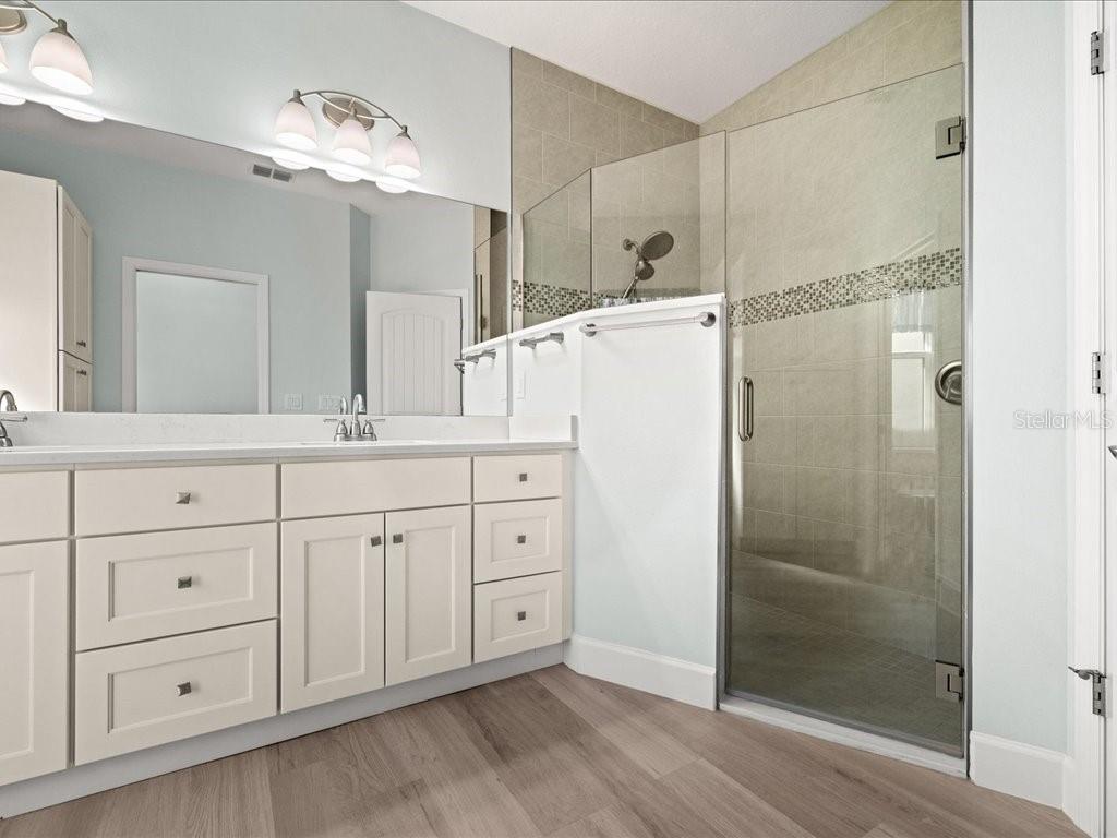 PARK FOREST - Residential