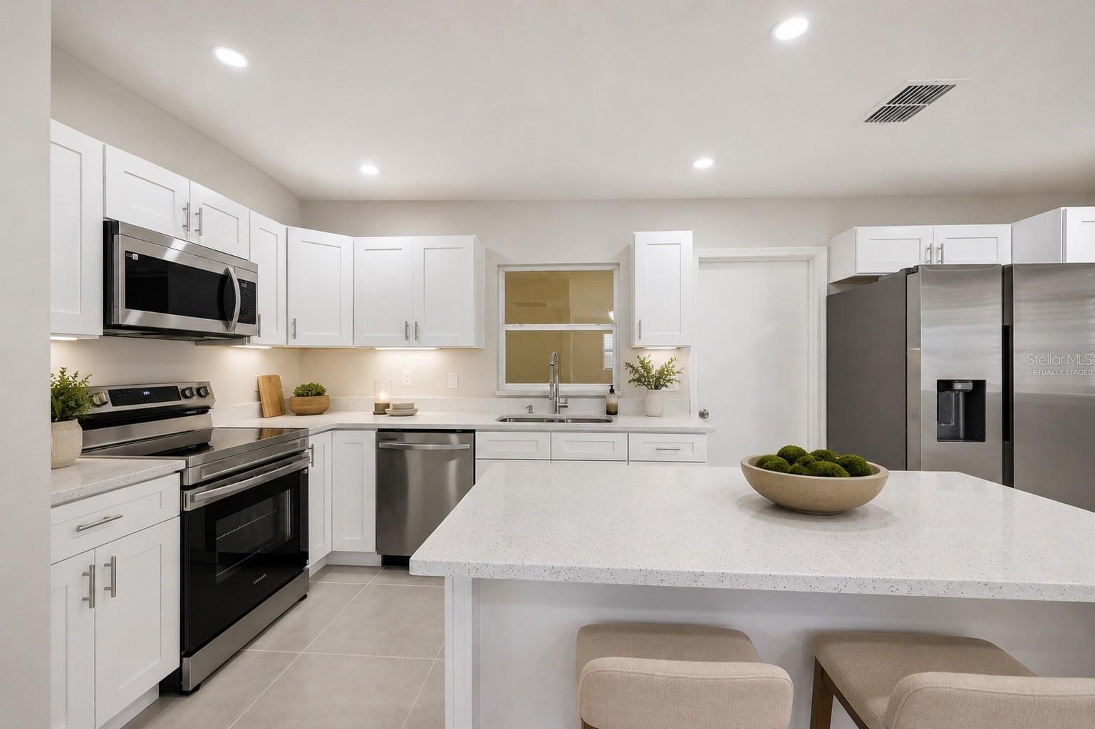 EVANS VILLAGE - Residential