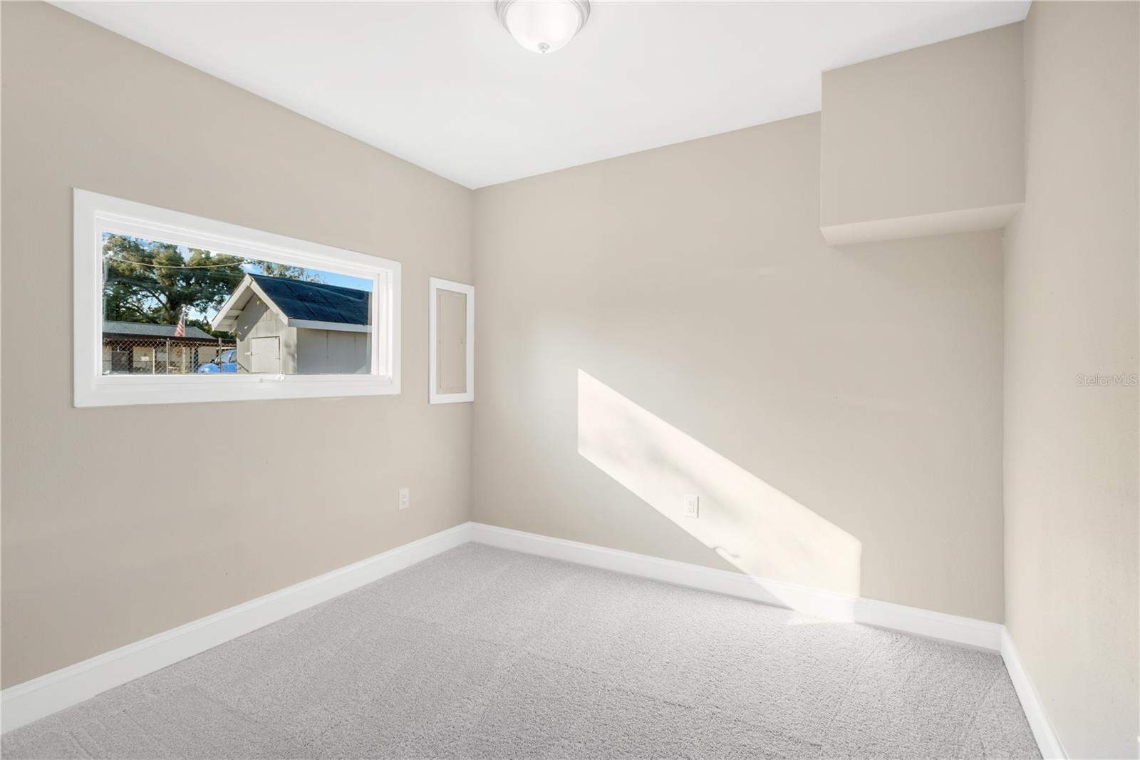 MANGO HILLS - Residential