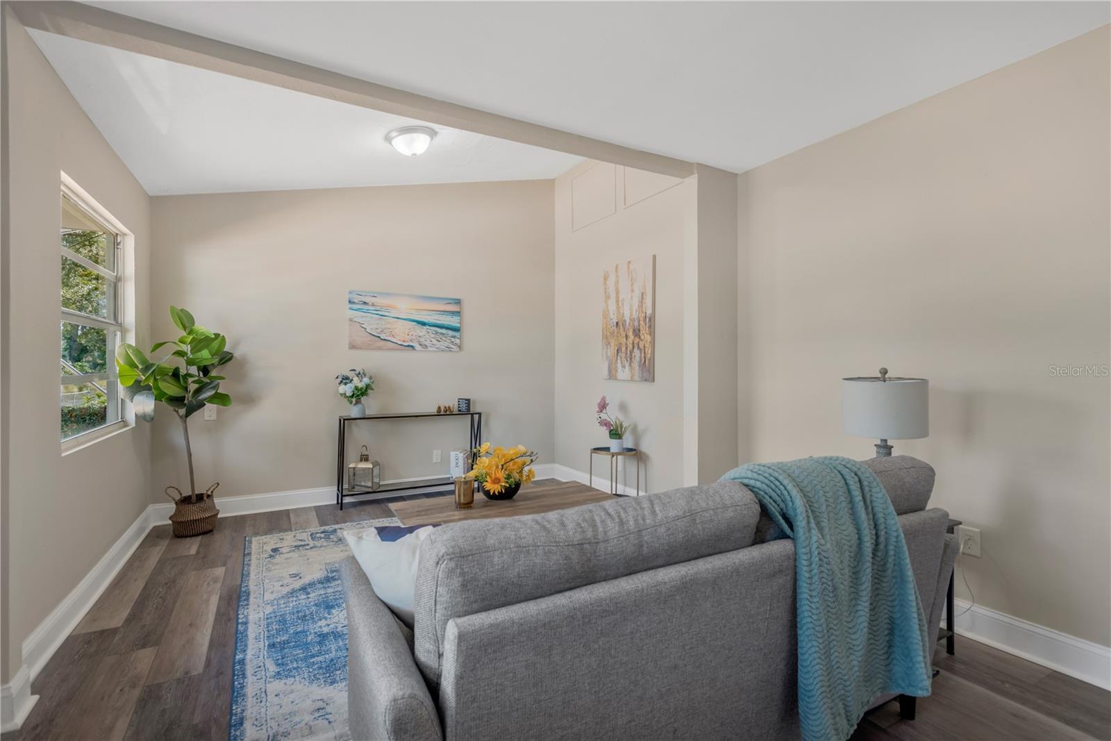 MANGO HILLS - Residential