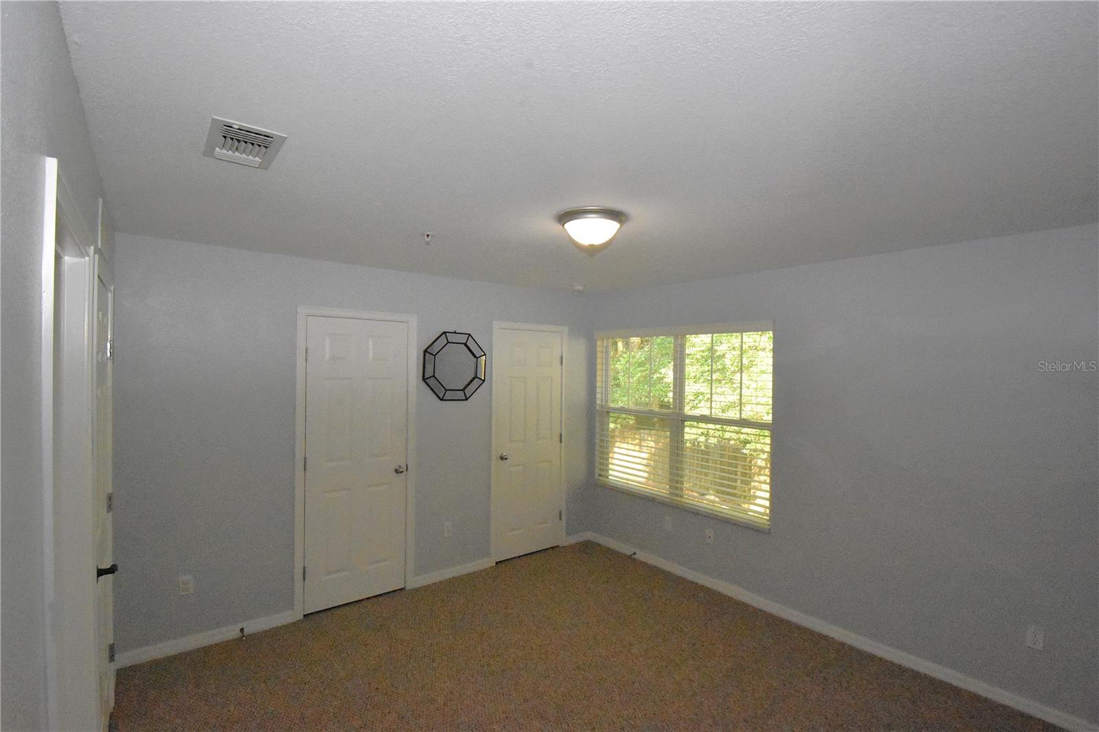 HAILEY FOREST CONDO - Residential Lease