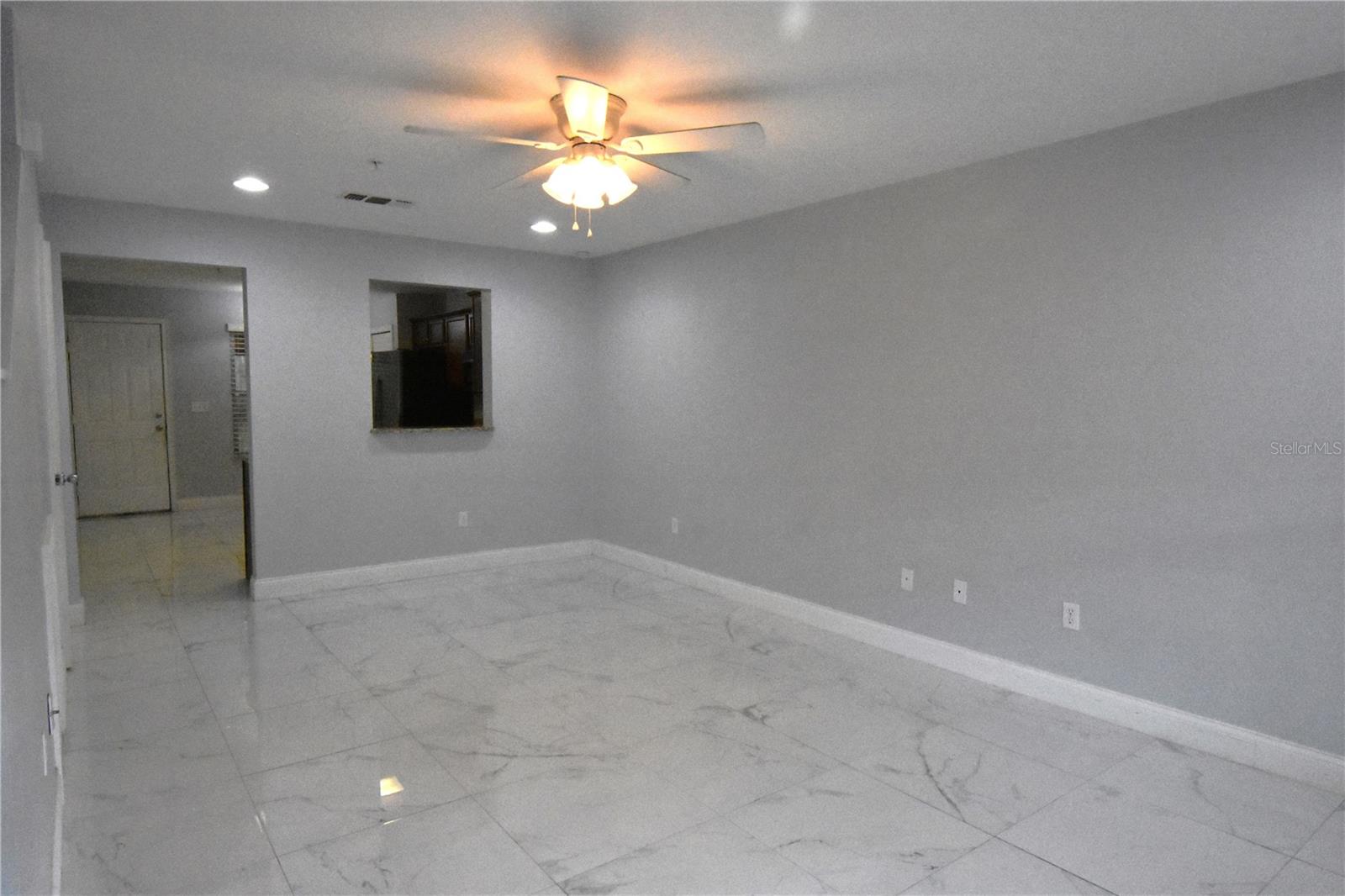 HAILEY FOREST CONDO - Residential Lease