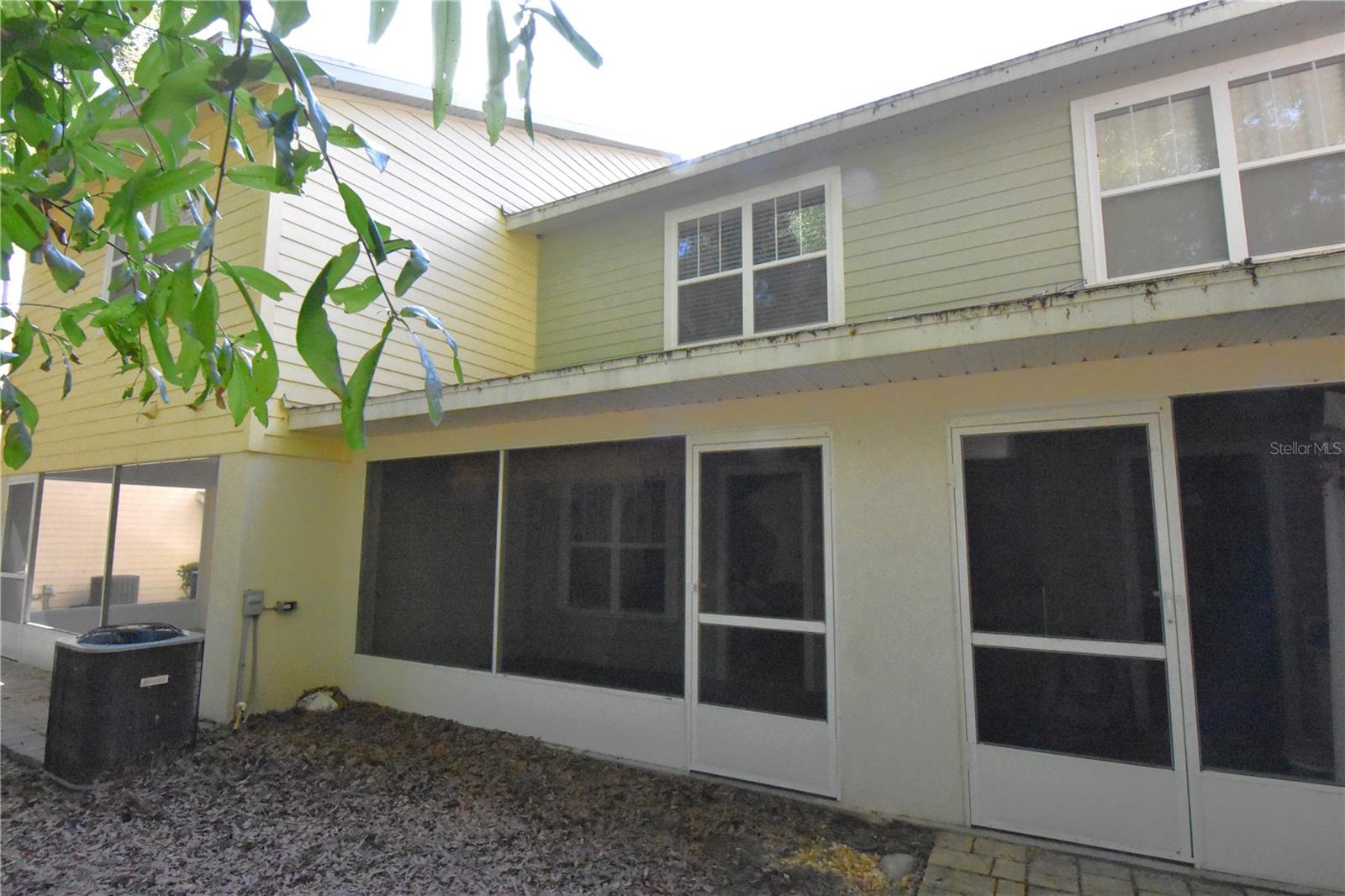 HAILEY FOREST CONDO - Residential Lease