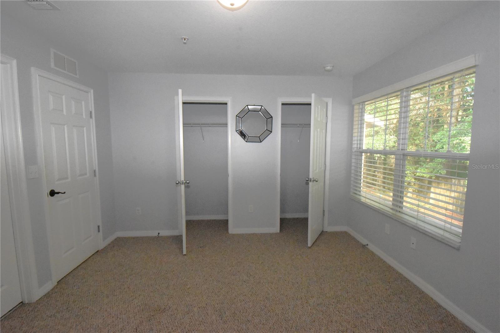 HAILEY FOREST CONDO - Residential Lease