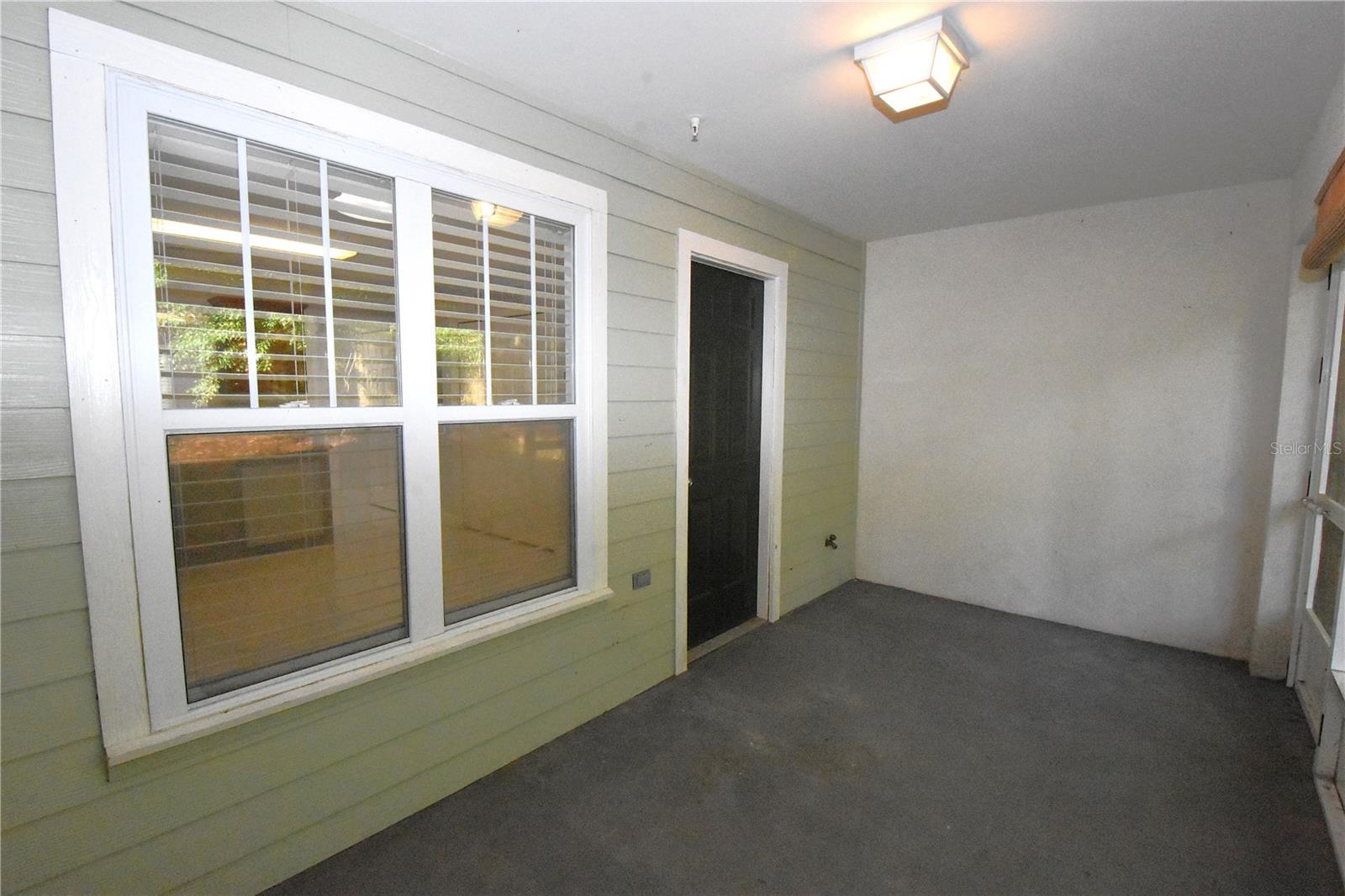 HAILEY FOREST CONDO - Residential Lease