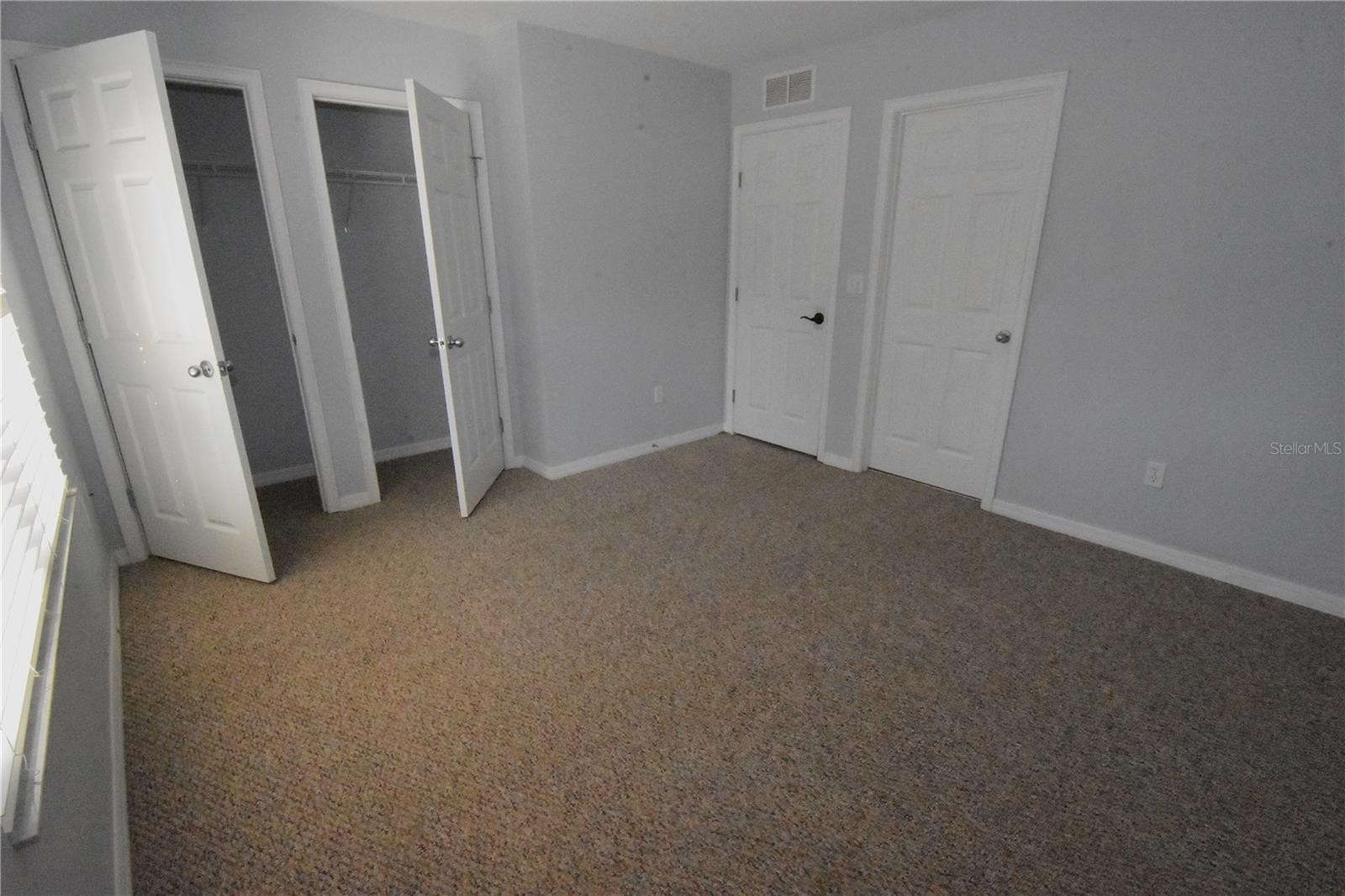 HAILEY FOREST CONDO - Residential Lease