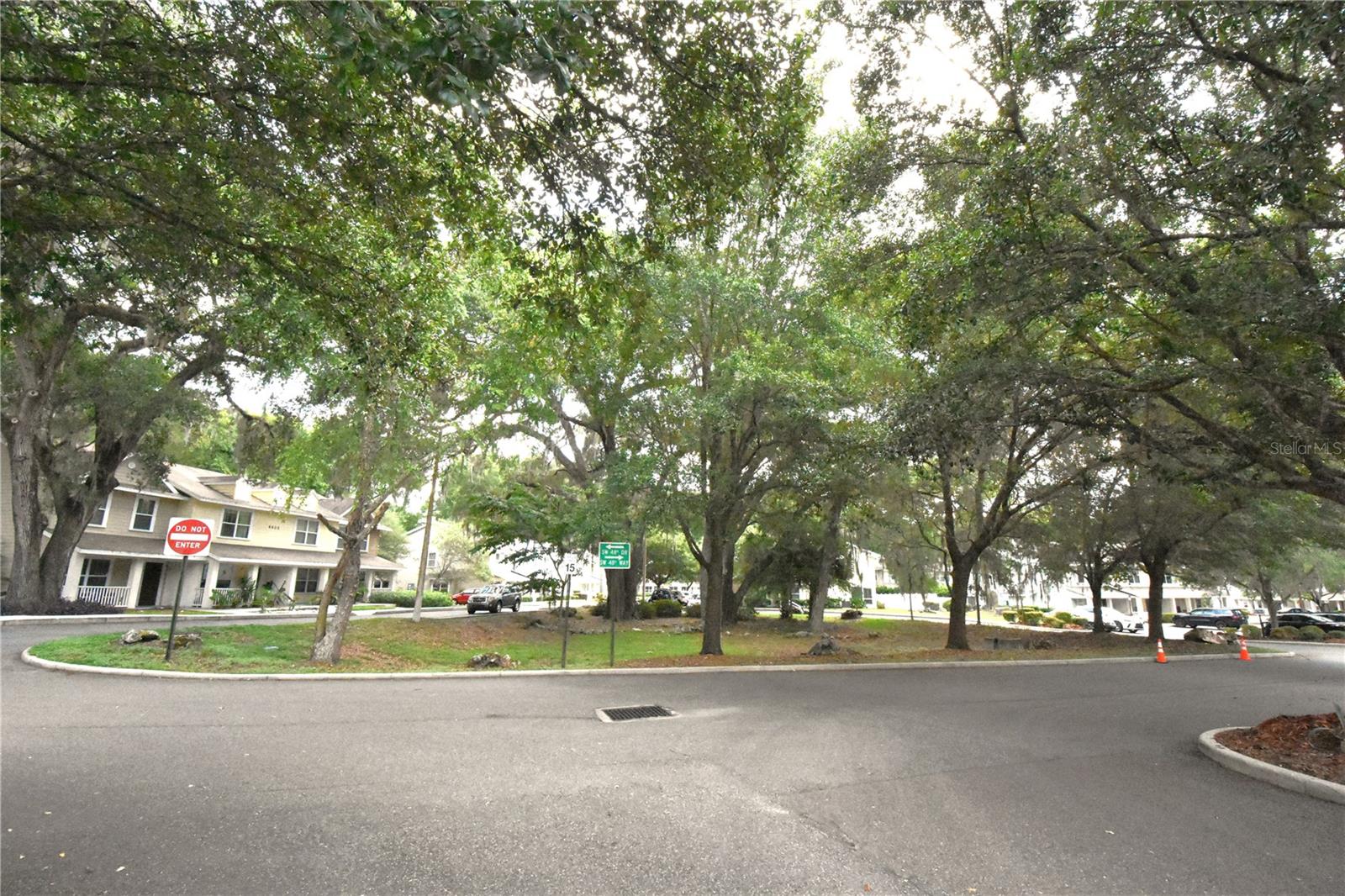 HAILEY FOREST CONDO - Residential Lease