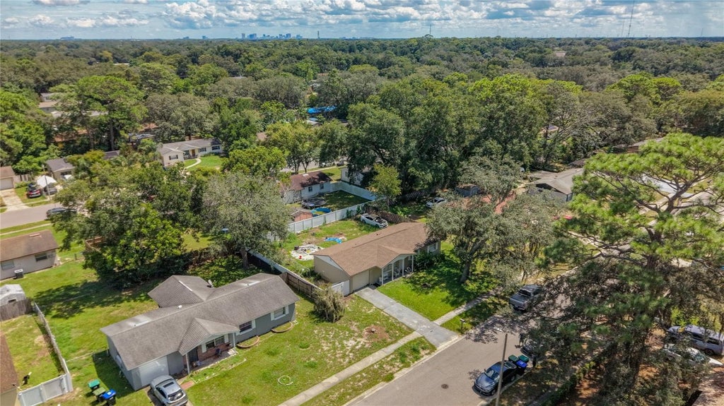 Photo of 3667 Trianon Drive, Orlando, FL 32818 (MLS # O6444541)