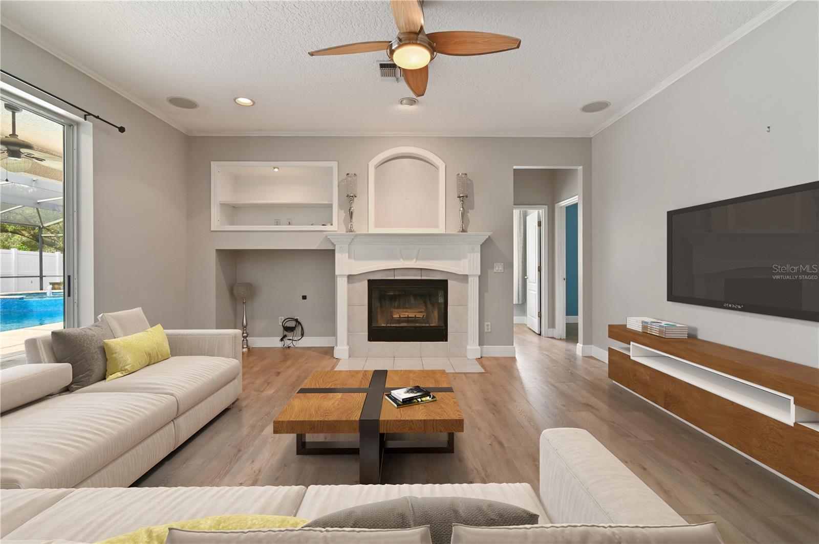 ROCK SPRINGS RIDGE PH 01 - Residential