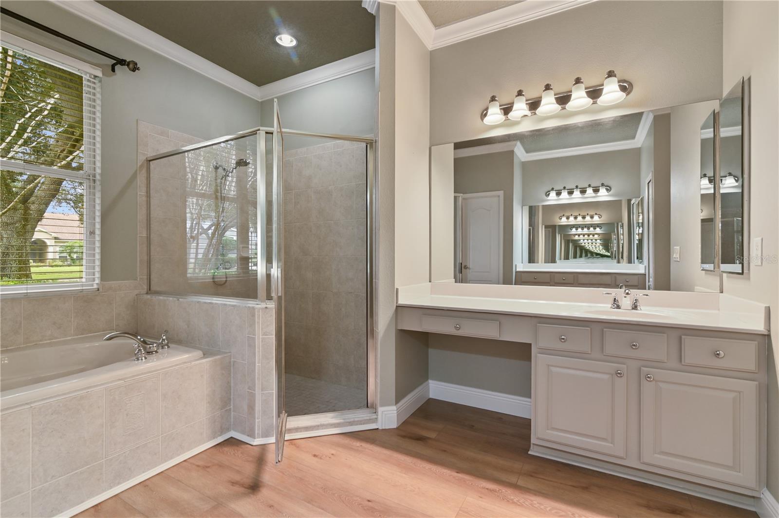 ROCK SPRINGS RIDGE PH 01 - Residential