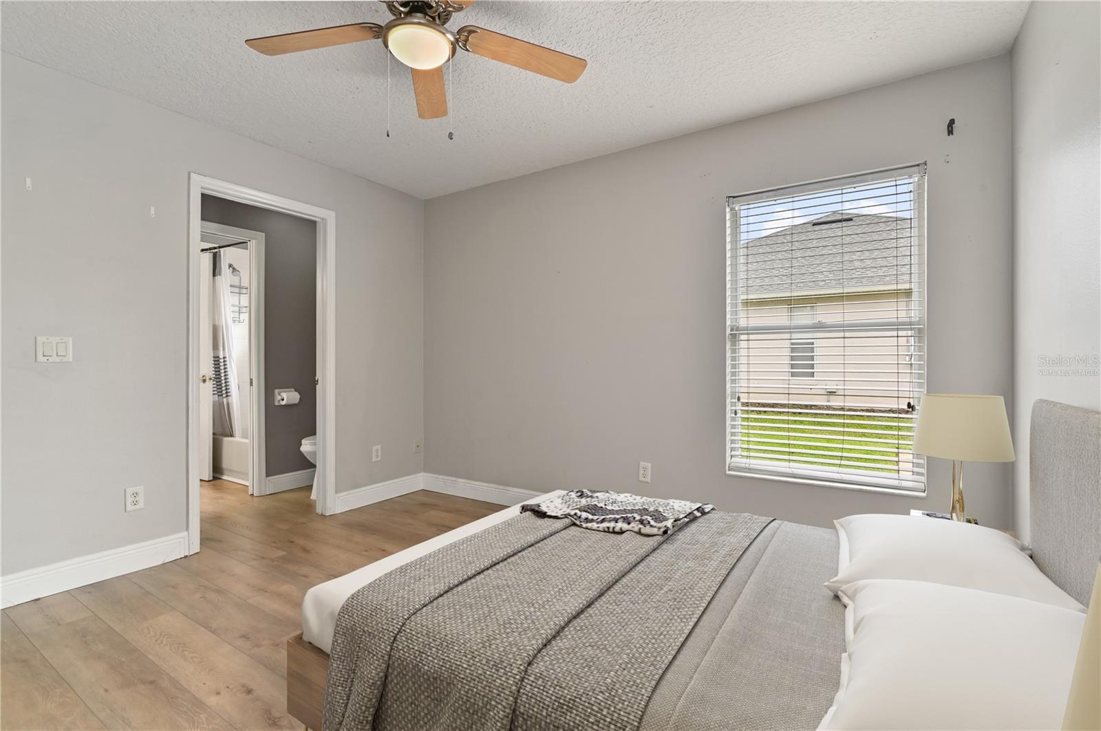 ROCK SPRINGS RIDGE PH 01 - Residential