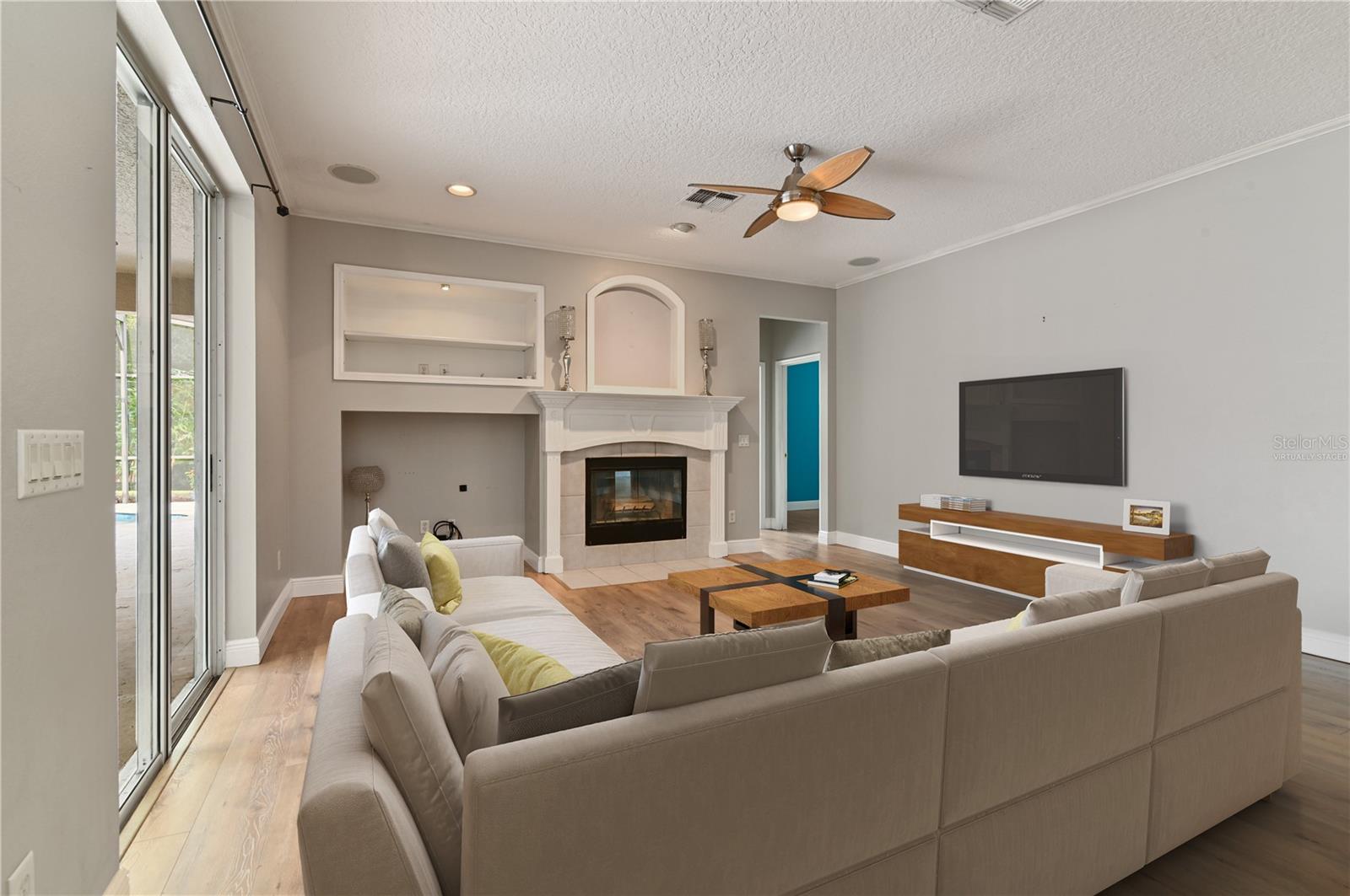 ROCK SPRINGS RIDGE PH 01 - Residential