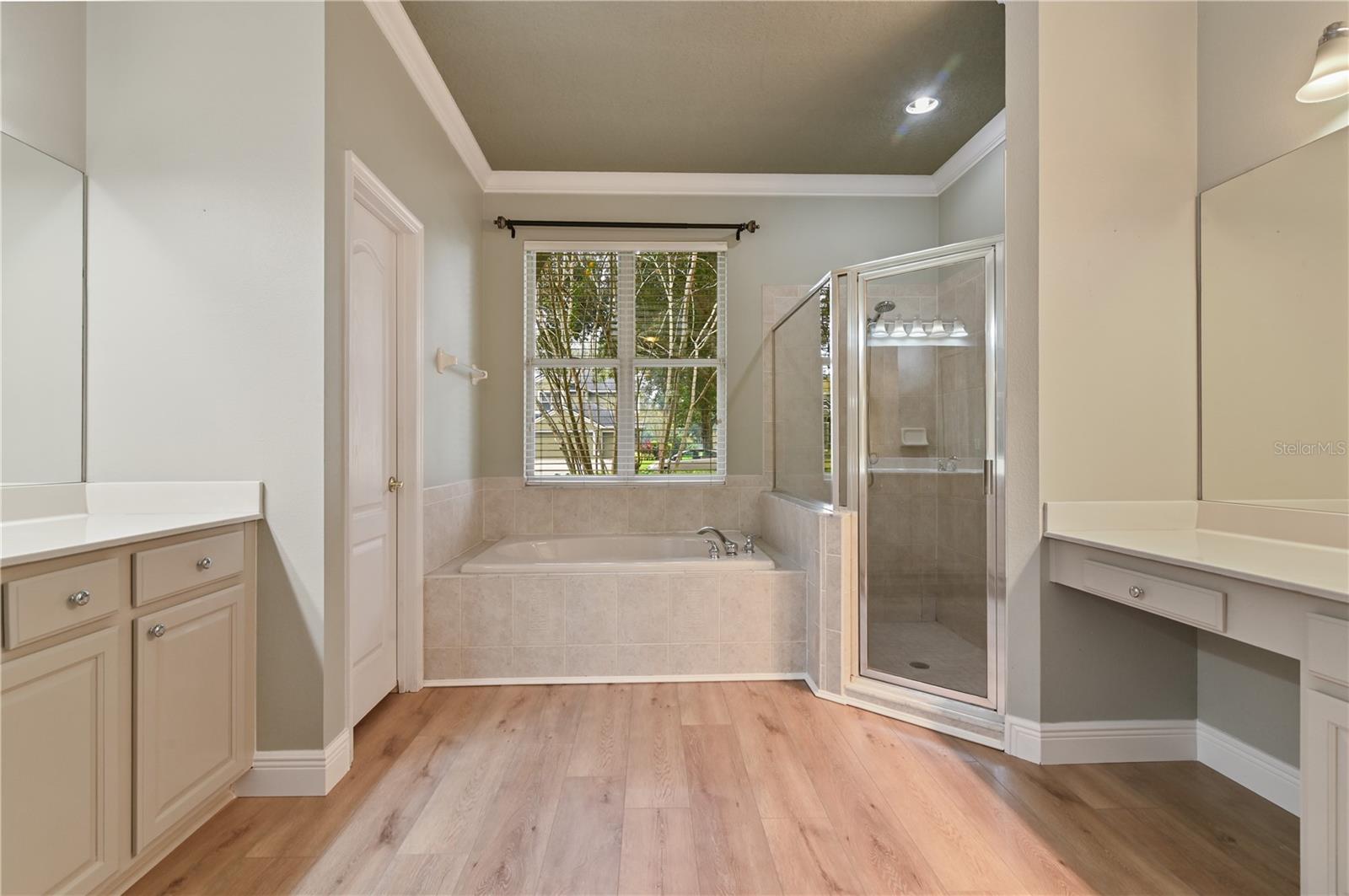 ROCK SPRINGS RIDGE PH 01 - Residential