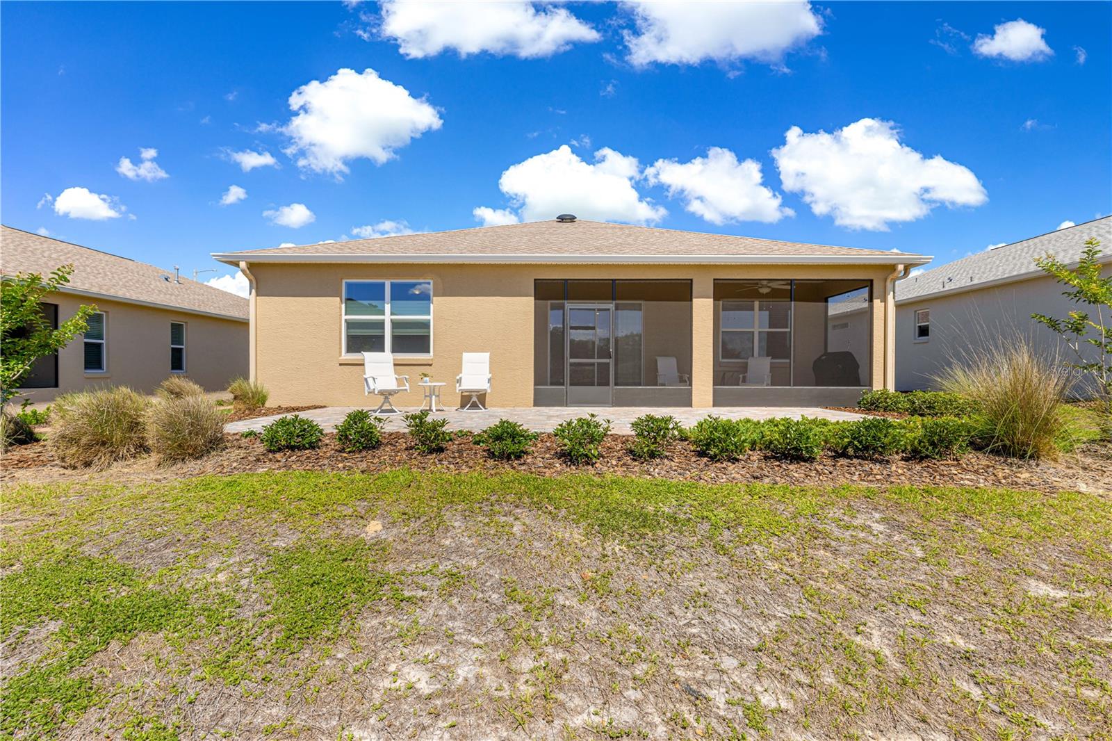 ON TOP OF THE WORLD - Residential