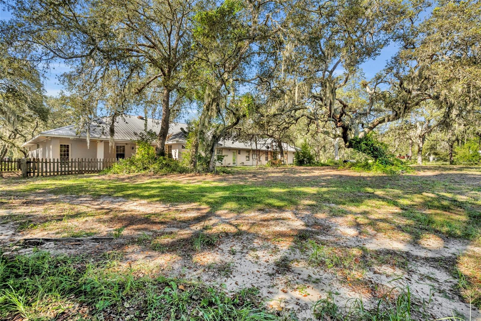 VINOLA GARDENS - Residential