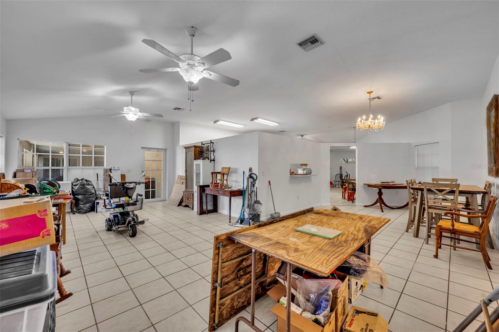 VINOLA GARDENS - Residential