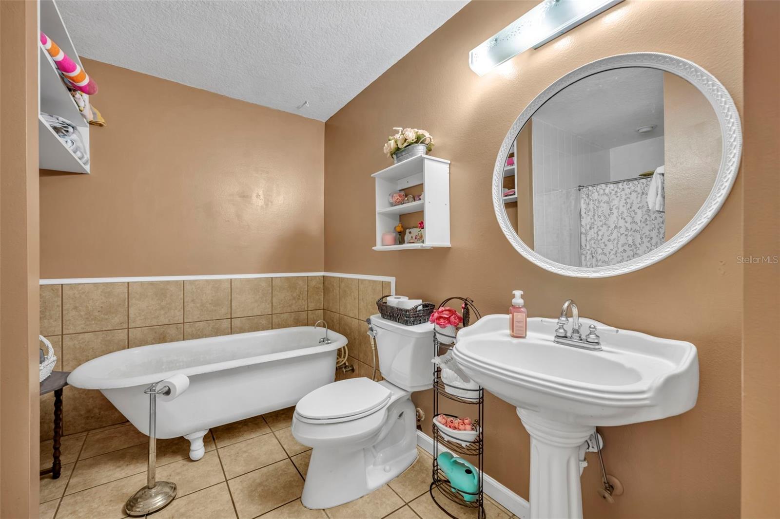 VINOLA GARDENS - Residential