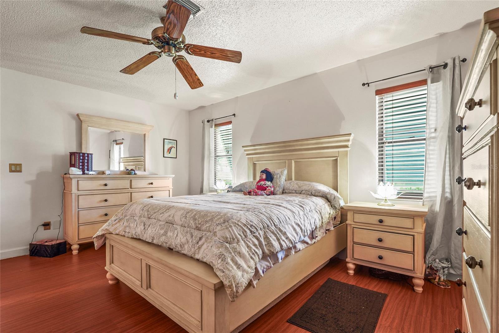 HOURGLASS LAKES PH 3 - Residential