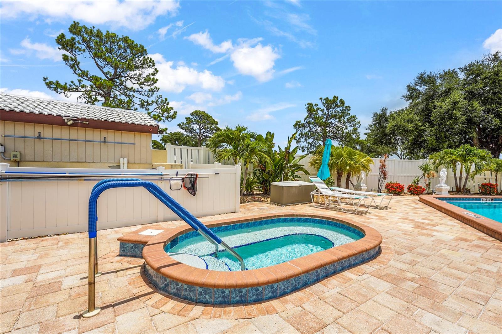 HOURGLASS LAKES PH 3 - Residential