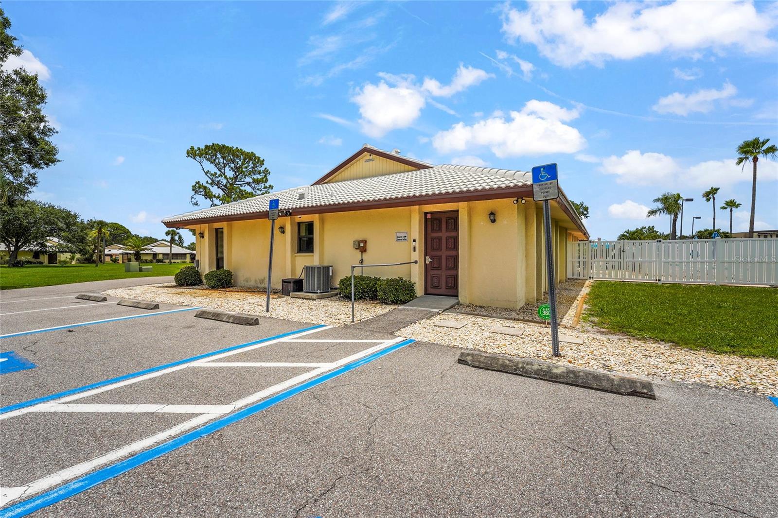 HOURGLASS LAKES PH 3 - Residential