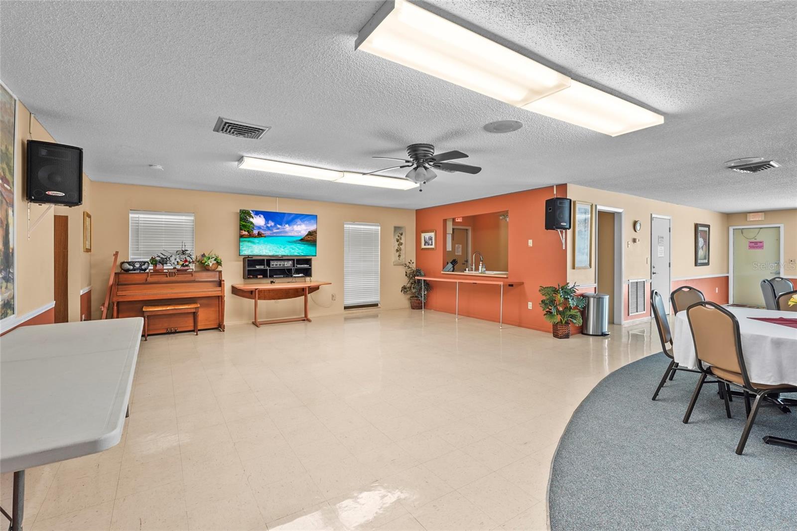 HOURGLASS LAKES PH 3 - Residential