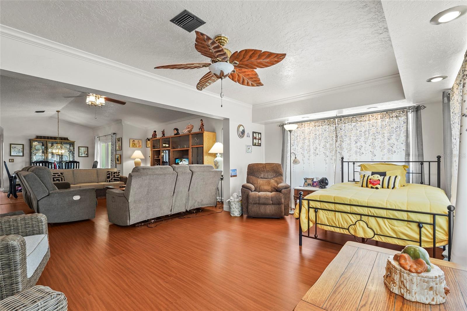 HOURGLASS LAKES PH 3 - Residential