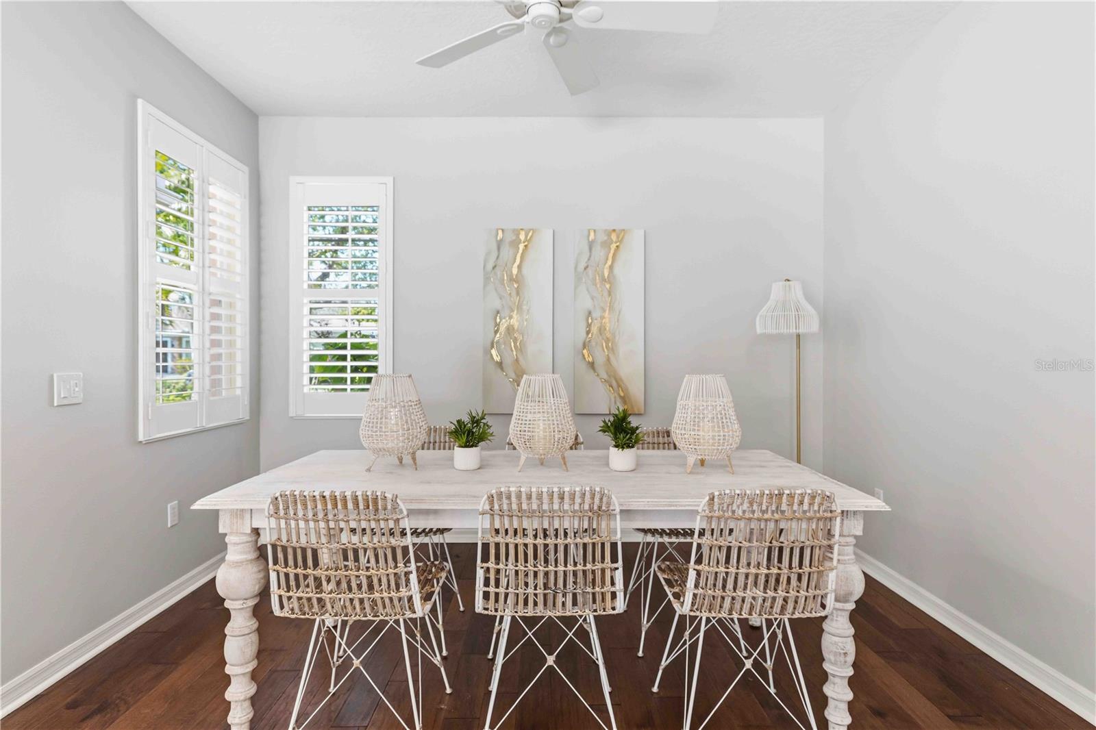 UNIVERSITY PLACE - Residential