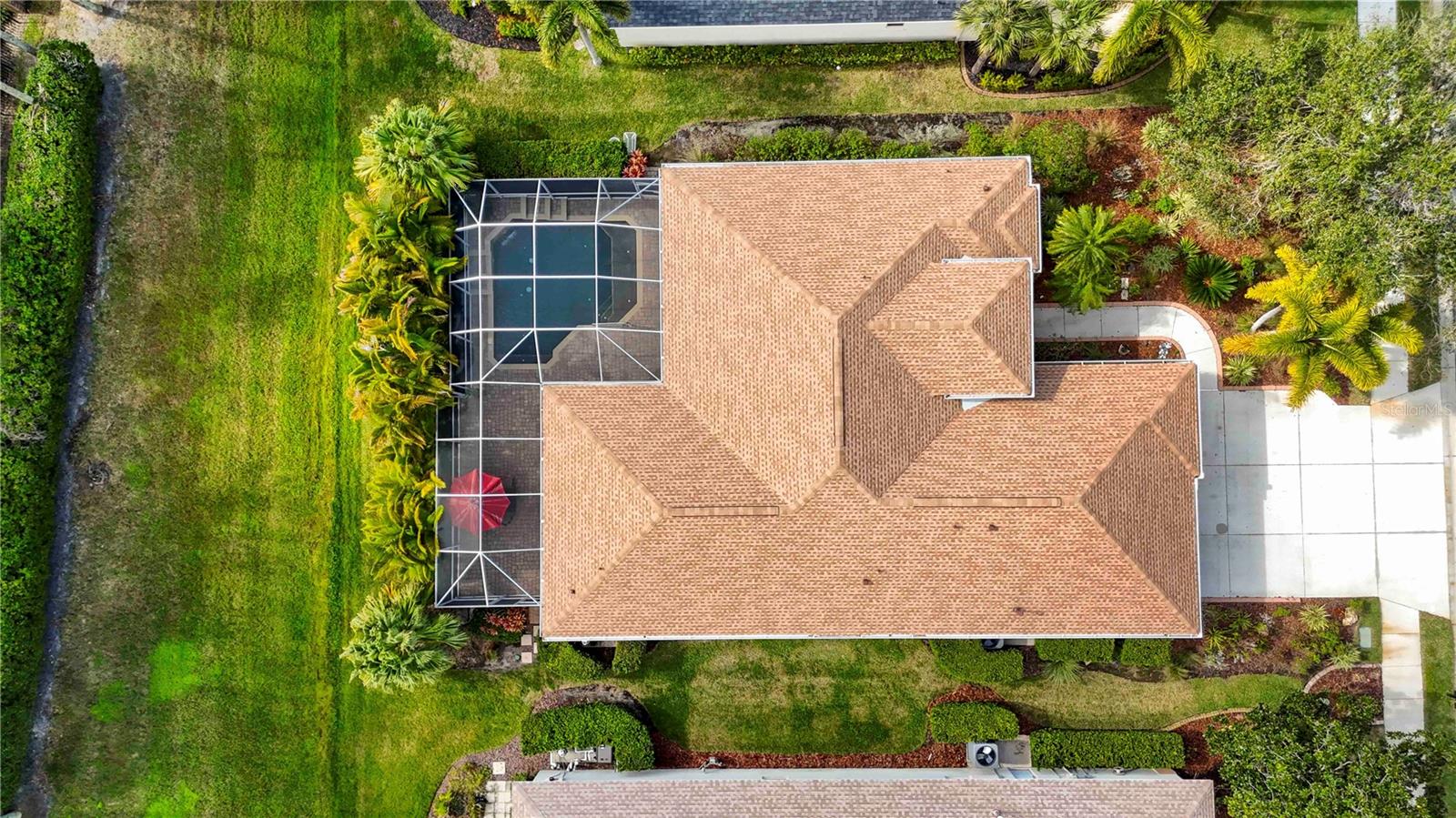 UNIVERSITY PLACE - Residential