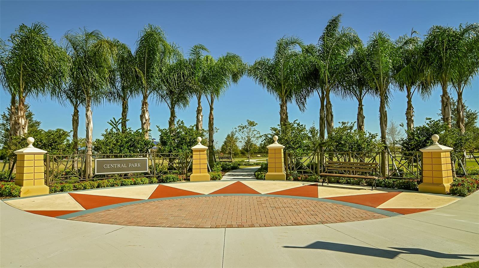 UNIVERSITY PLACE - Residential